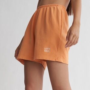 NWT LIVIN COOL ESSENTIAL ORANGE SHORTS SZ SMALL S